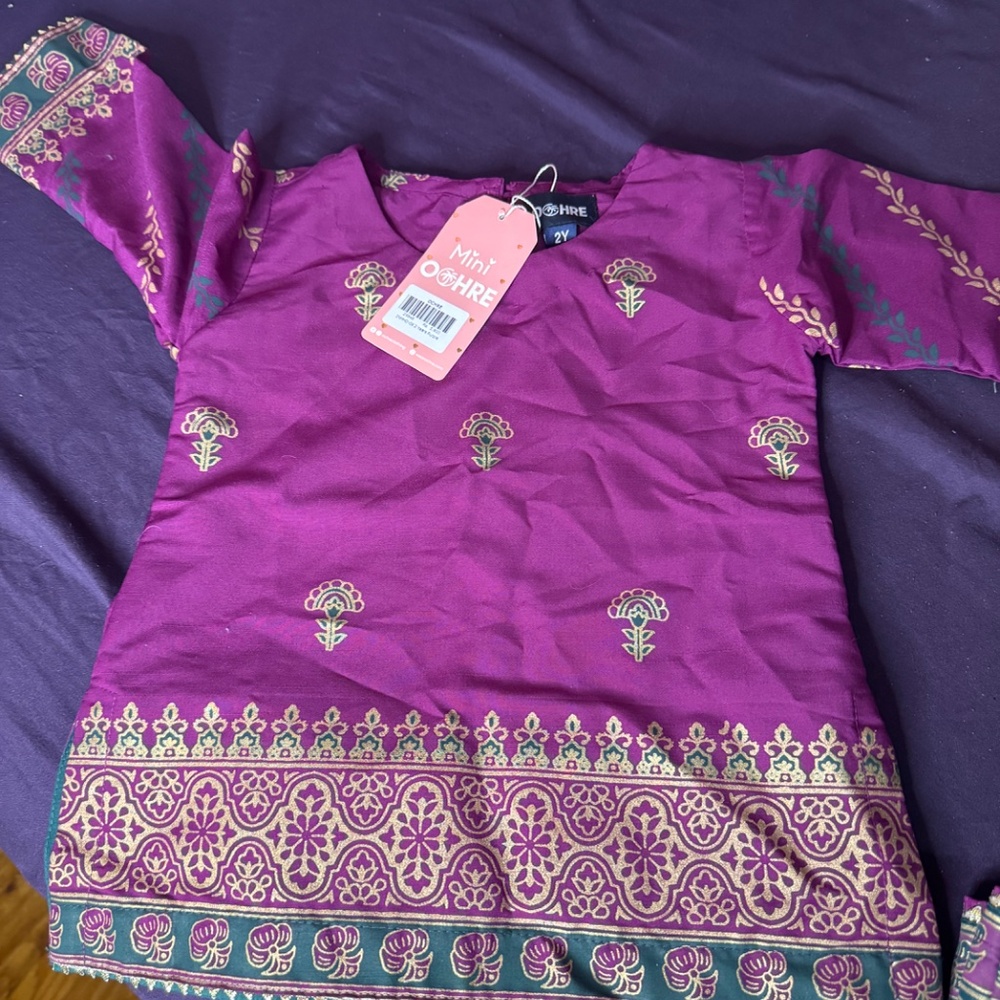 Dress - Picture 2 of 3